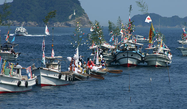 神舞（祝島 / 山口県指定無形民俗文化財）